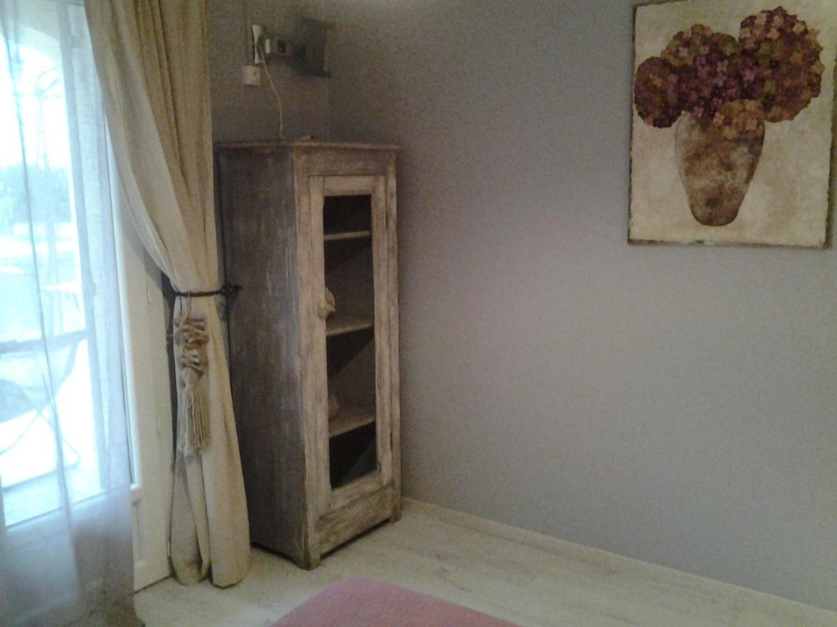 Fleur De Garance Bed & Breakfast Le Thor Luaran gambar