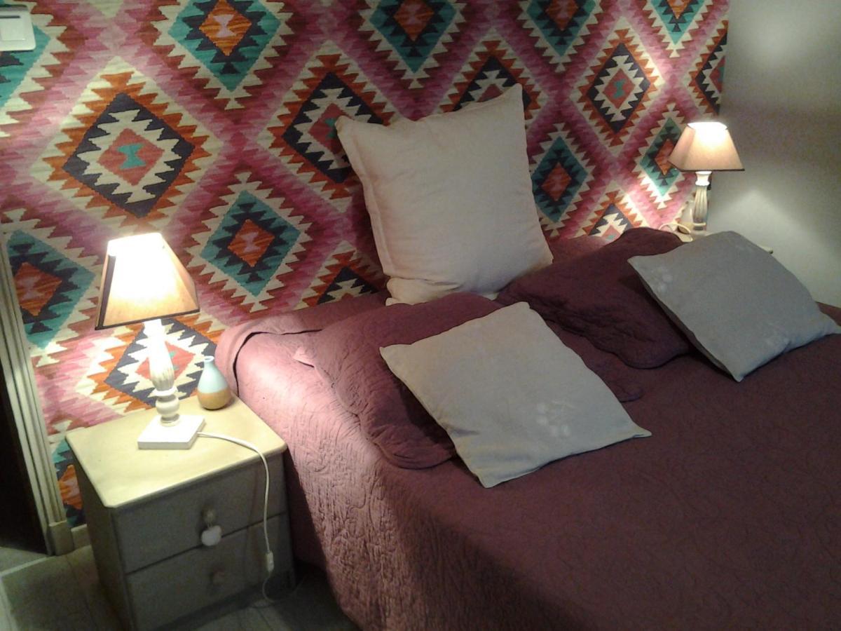 Fleur De Garance Bed & Breakfast Le Thor Luaran gambar
