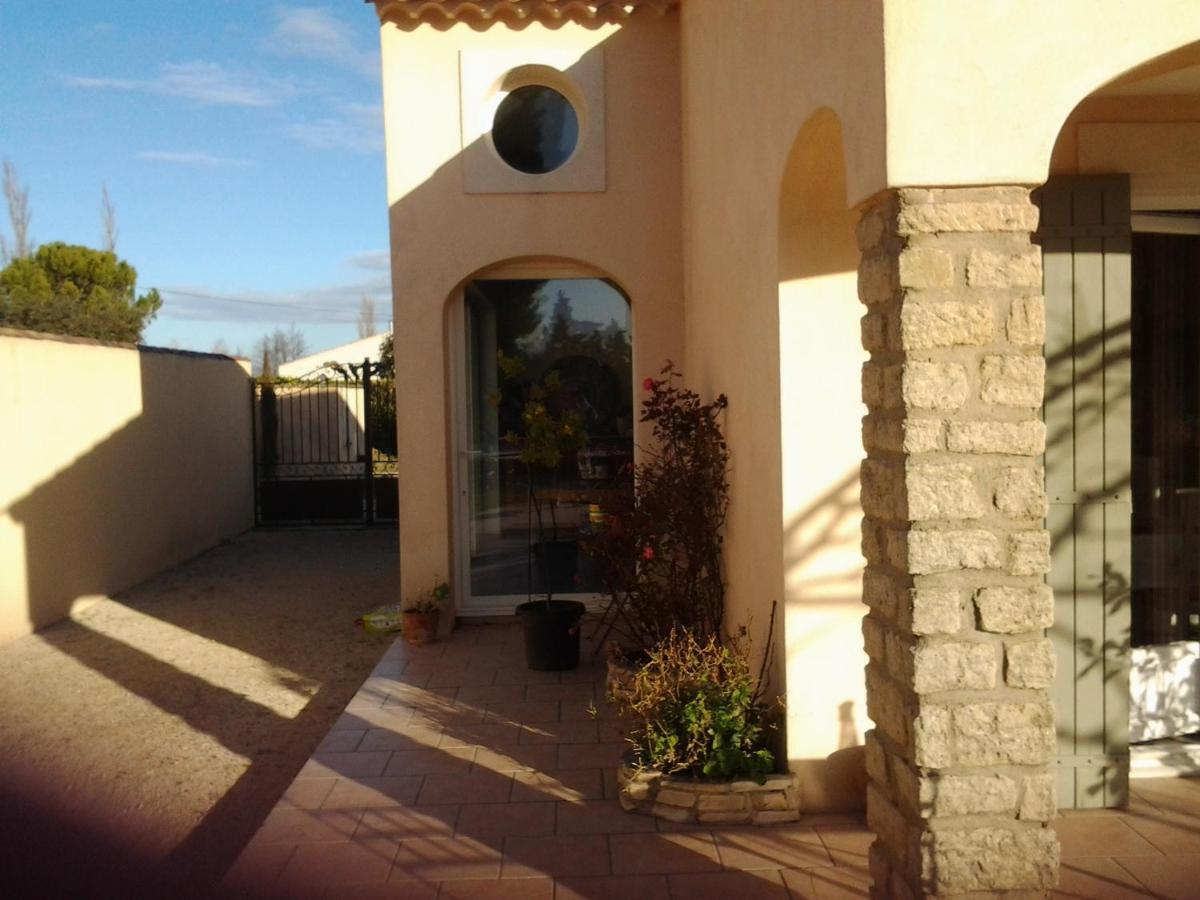 Fleur De Garance Bed & Breakfast Le Thor Luaran gambar