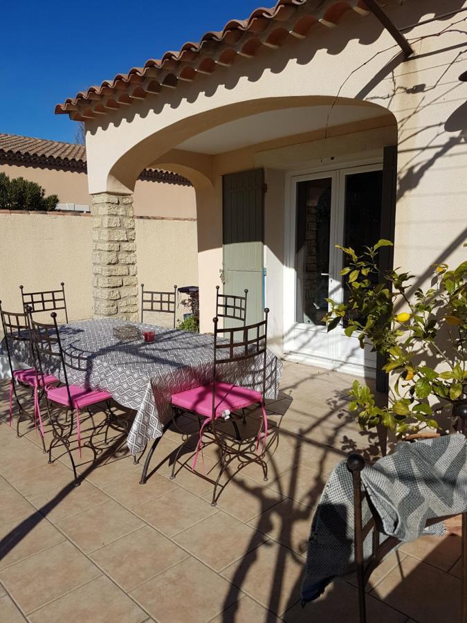 Fleur De Garance Bed & Breakfast Le Thor Luaran gambar